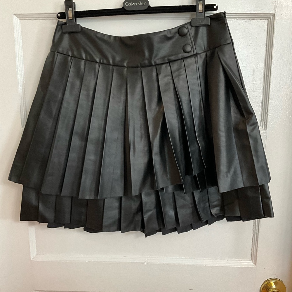 Women skirt